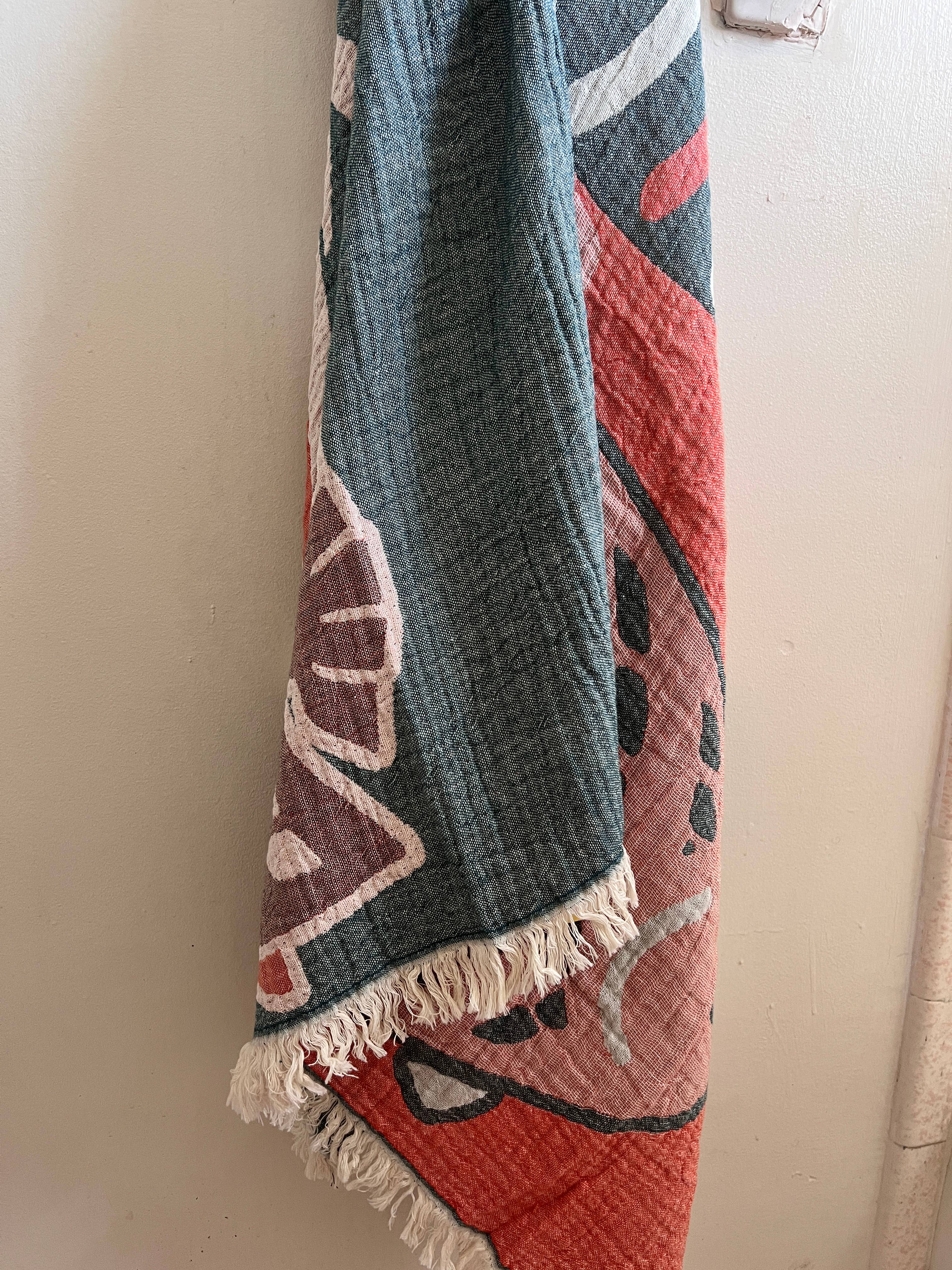Fish Pattern Turkish Cotton Beach Towel – Lightweight Muslin Travel Wrap